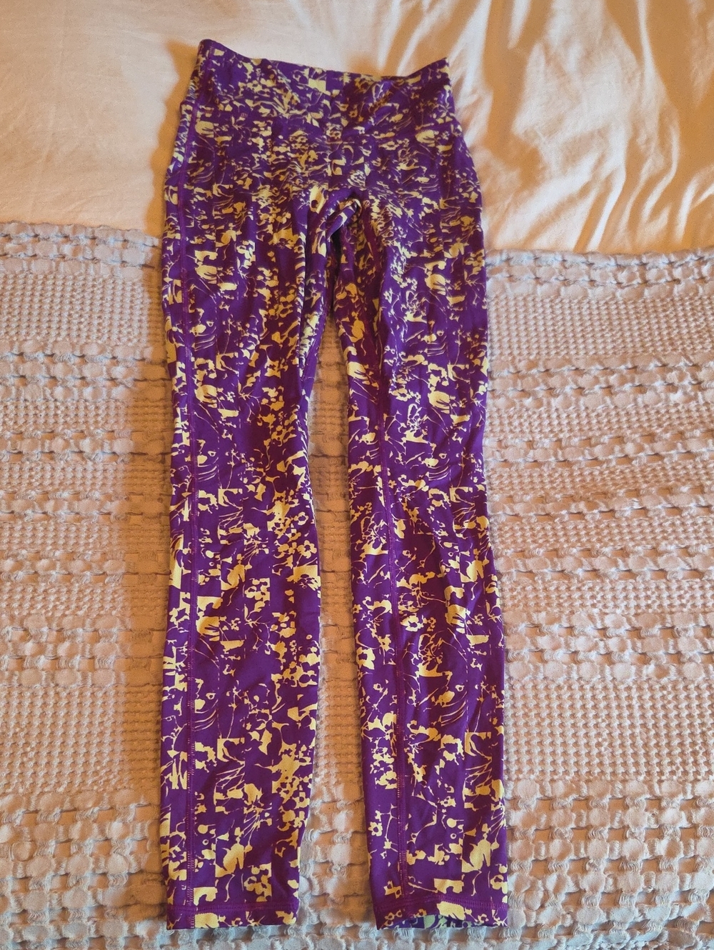 Fabletics Purple & Yellow Floral-Print Jeggings Small